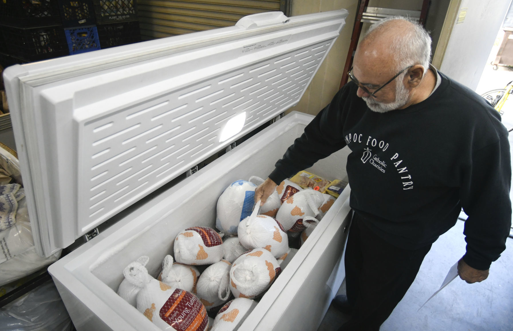 111919 Lompoc Pantry 08.jpg